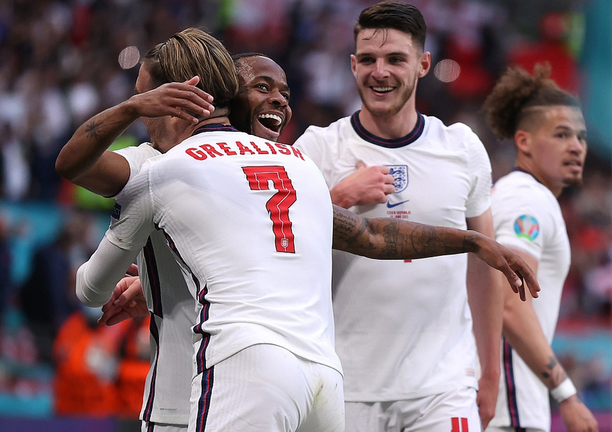 不仅体现出 不仅体现出