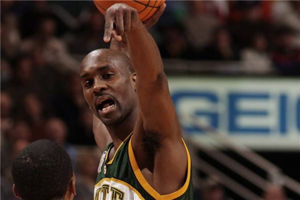 在维护俱乐 在维护俱乐