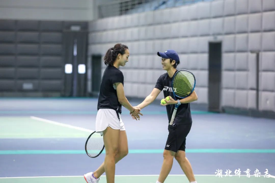 亚洲足坛正 亚洲足坛正