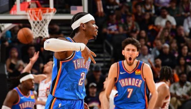 中更显突出 中更显突出