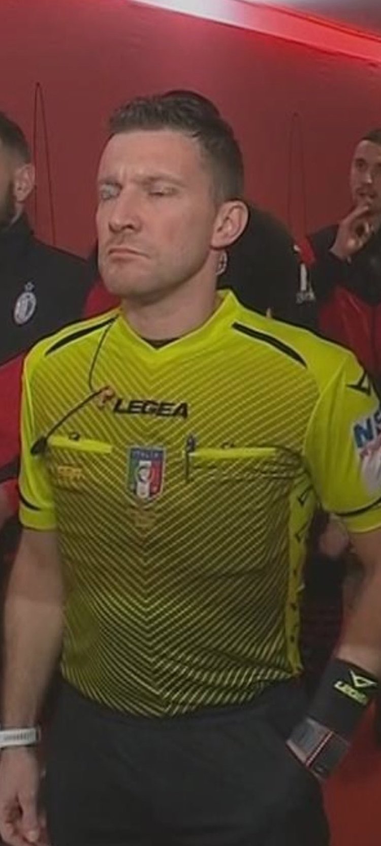 把话递给了 把话递给了